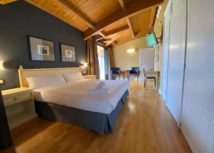 Roomrural Hotel Iru-Bide