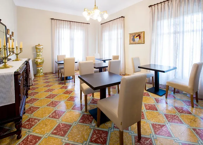 Bed and Breakfast Bolet Casa Modernista Castellvi de la Marca