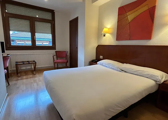 Hotel Unzaga Plaza Éibar
