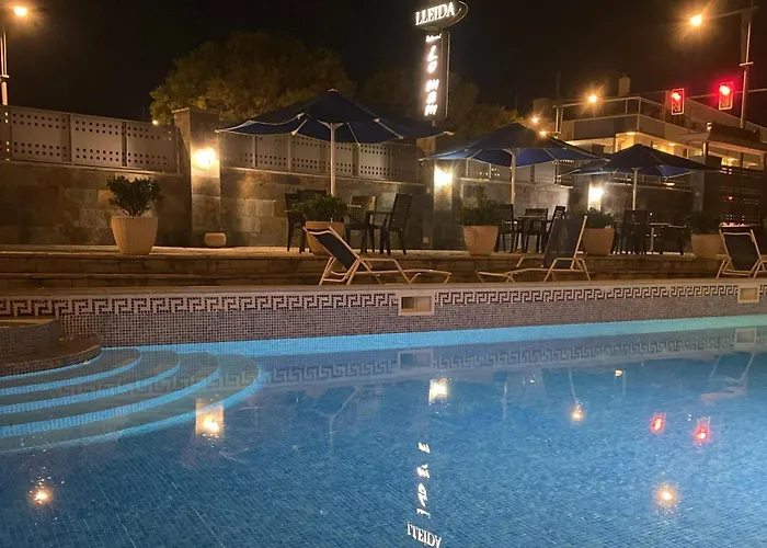 Hostal Lleida Segur de Calafell