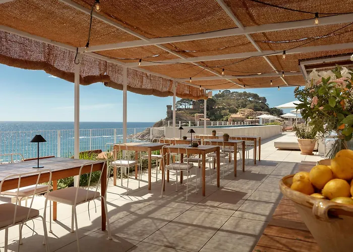 Elisabeth By The Sea Hotel