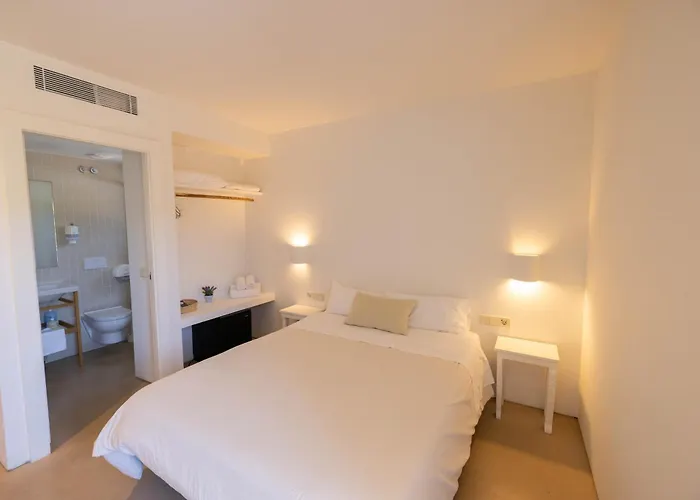 Hotel Ses Arcades Sant Joan De Labritja