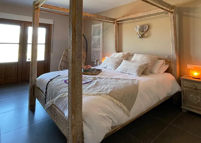 Casa Eden - Mountain View, Infinity Pool Boutique Resort - Adults Only