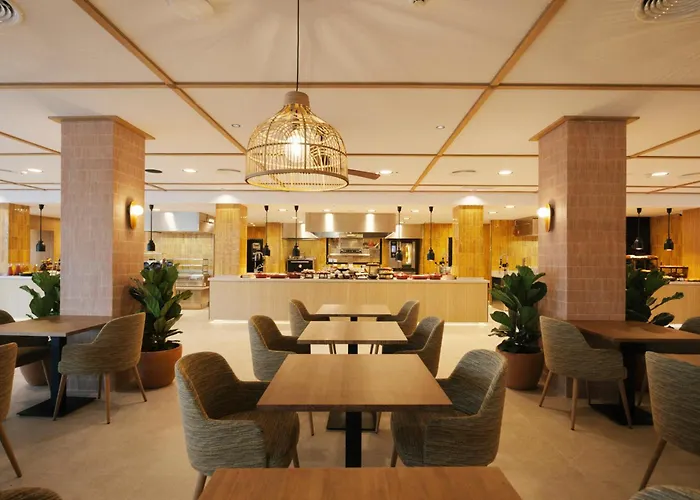 Hotel Caramelo Marina Calan Bosch - Adults Only Cala en Bosch
