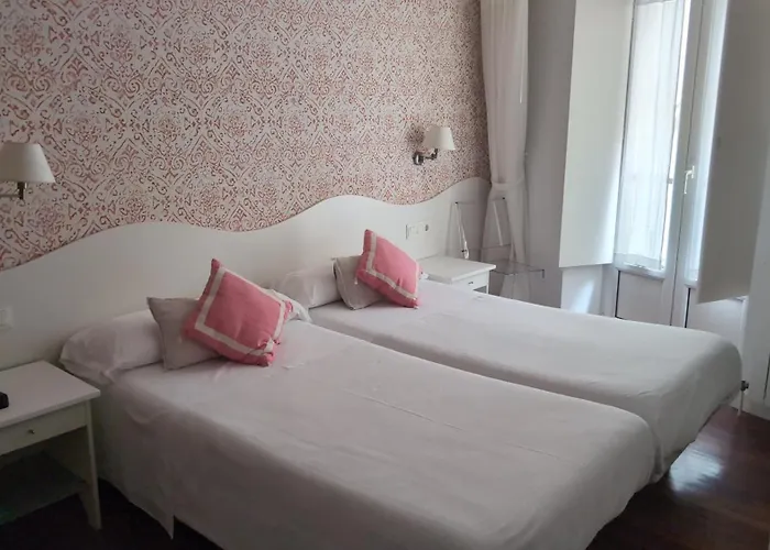 Pension Iribar Getaria