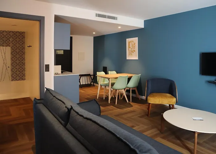 Hotel Divino By Fimedhotels Figueras