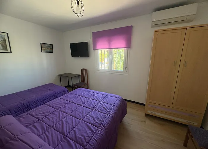 Hostal Las rejas
