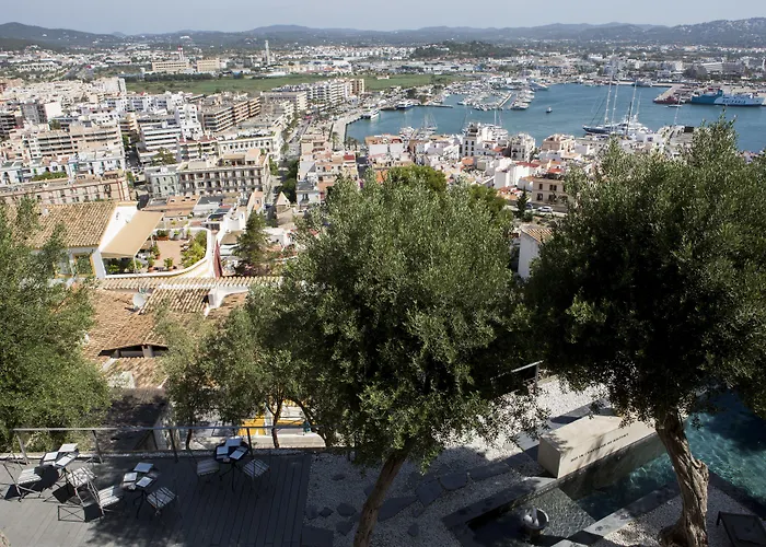 Hotel La Torre Del Canonigo - Small Luxury Hotels Ibiza Town