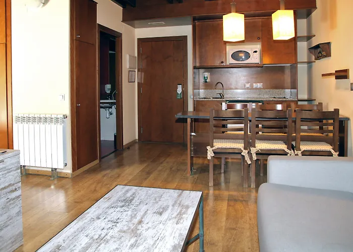 Aparthotel La Vall Blanca Vielha