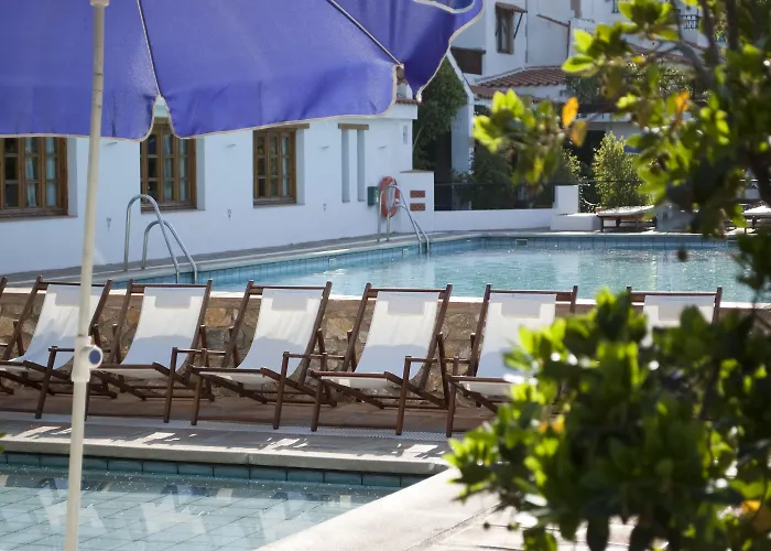 Hotel Alcadima