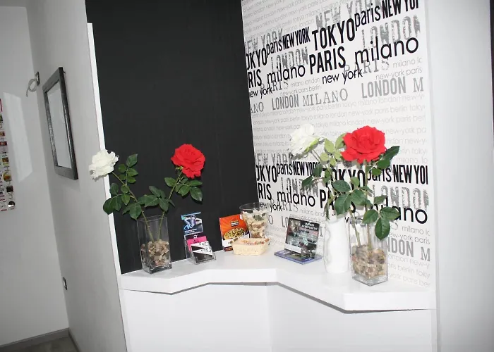 Hostal MH Fuencarral