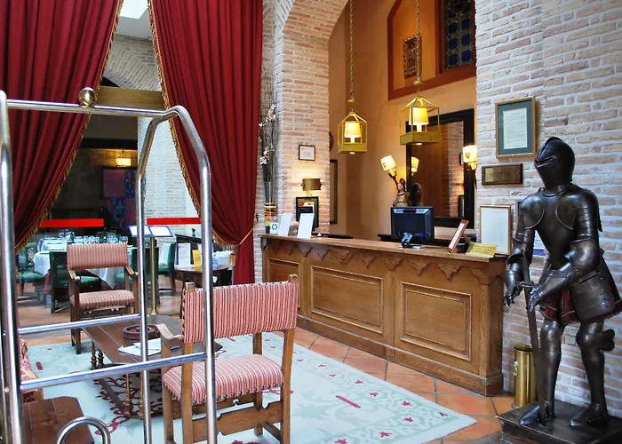 Parador De Olite