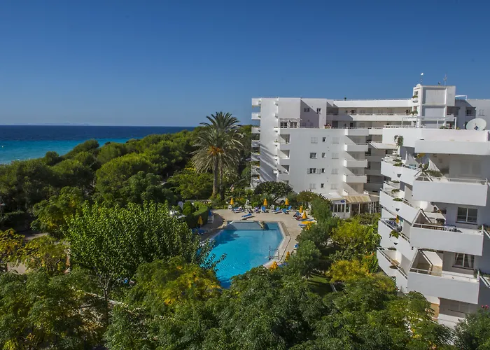 Aparthotel Hamilton Court Santo Tomás