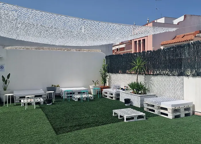 Hotel Y Apartamentos Dona Lola