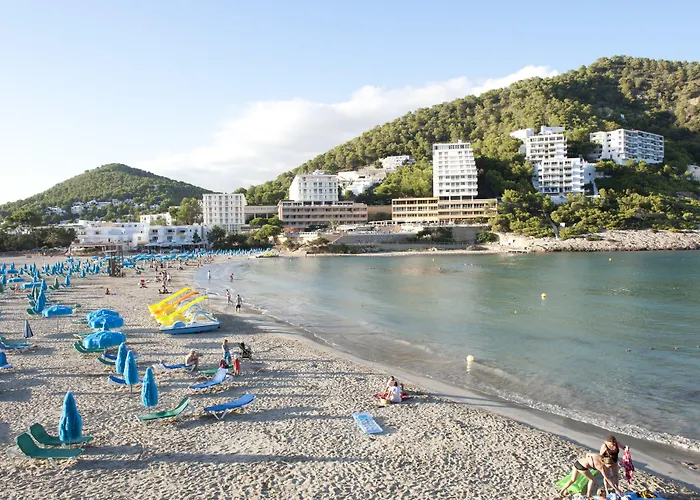 Hotel El Pinar Cala Llonga 