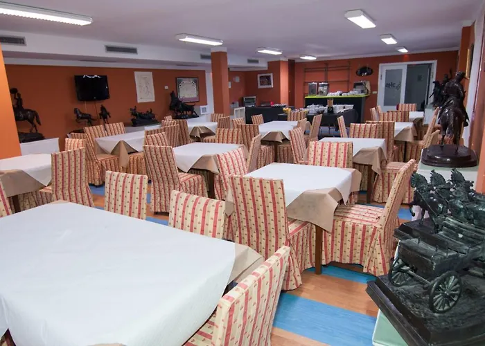 AHC Hoteles Caces