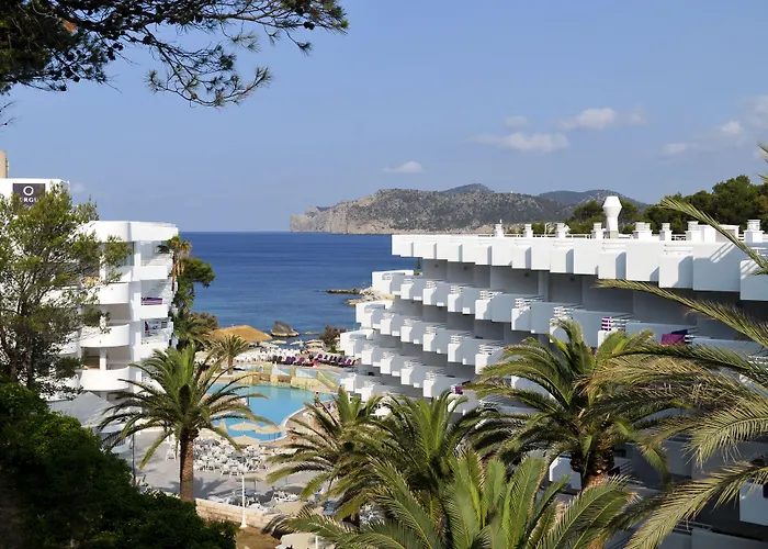 Fergus Style Cala Blanca Suites Santa Ponsa