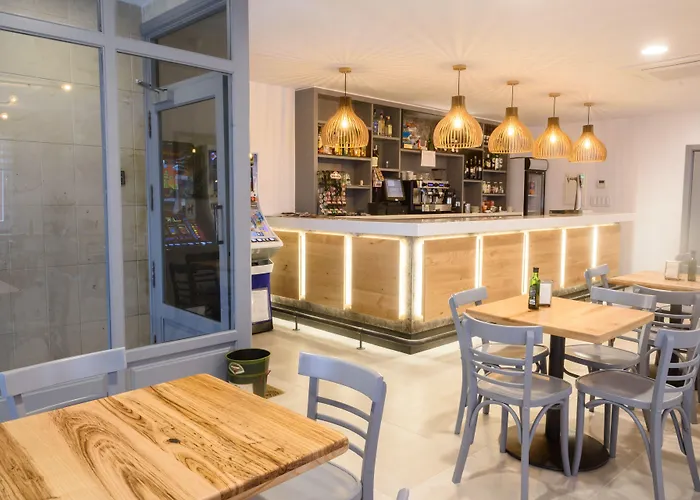 Hostal La Isla Mahon 