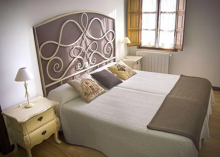 Hotel La Casa de Noelia Hinojedo