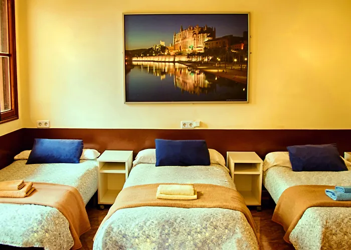 Hostal Atlanta El Arenal 