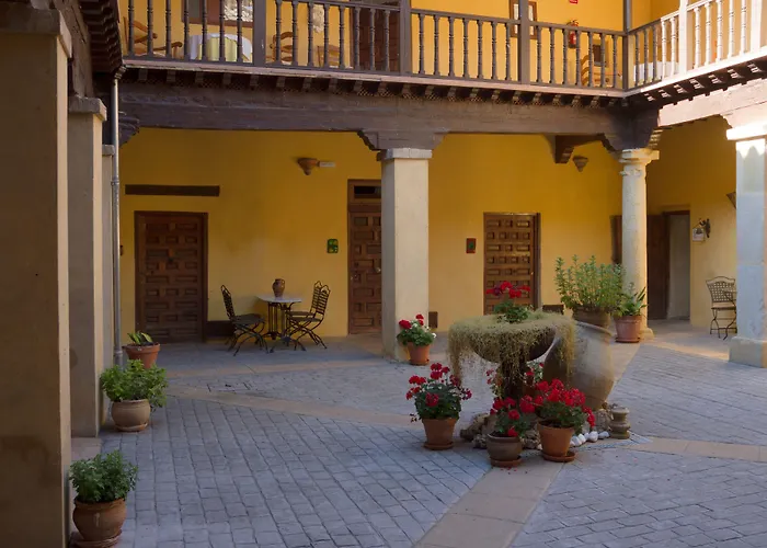 Casa Palacio Conde de Garcinarro Huete