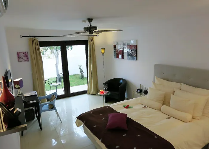 Birdcage Gay Men Resort And Lifestyle Hotel (Adults Only) Playa del Inglés