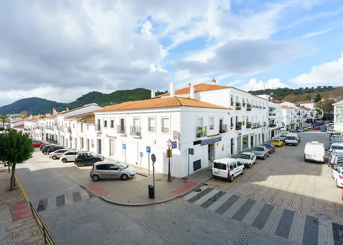 Los Castaños