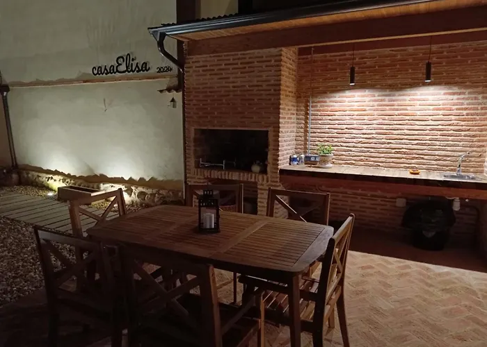 Casa Elisa - Albergue turístico superior San Pedro de Latarce
