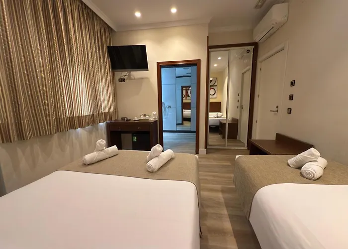 Hostal Atocha Almudena Martín