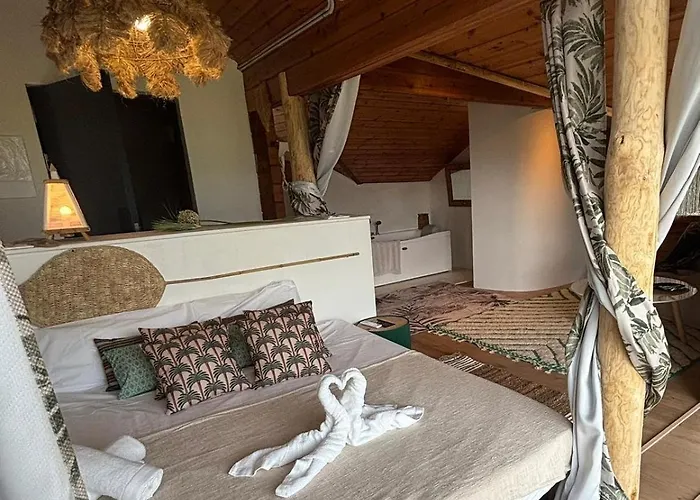 Les Suites Santa María de Palautordera