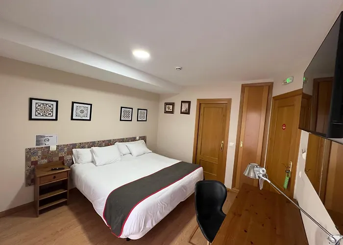 Hostal la Colmena Vicolozano