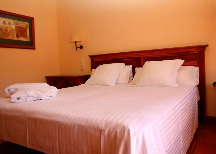 La Figuerola Hotel & Restaurant