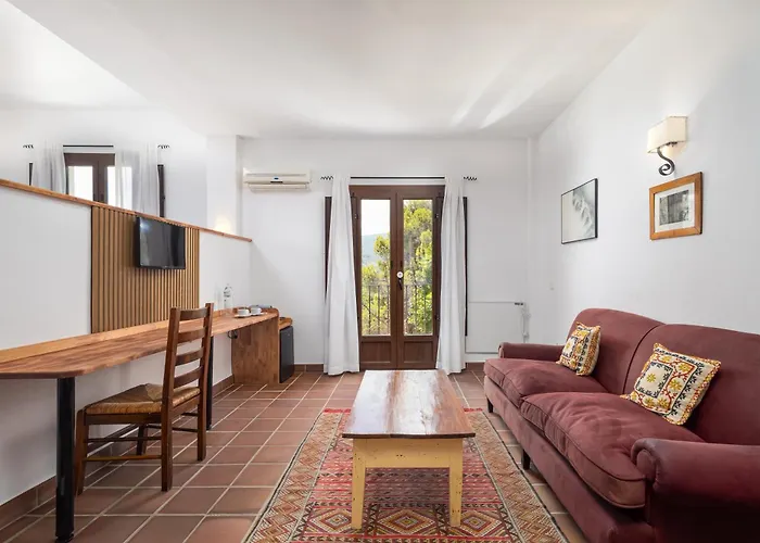 Hotel Cerro de Hijar Tolox