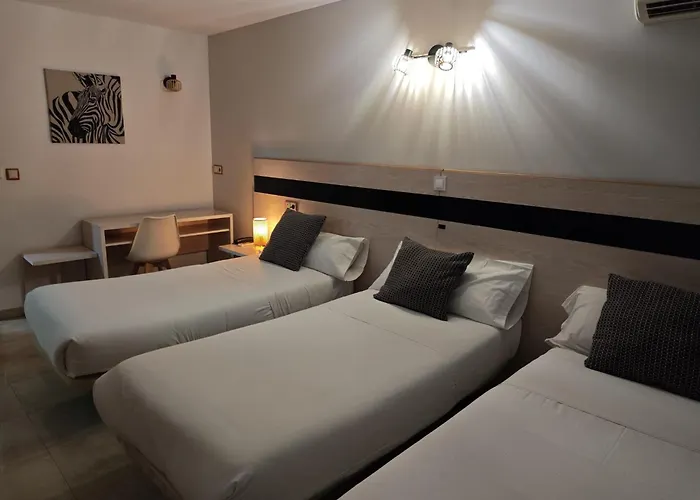 Hostal Fronton