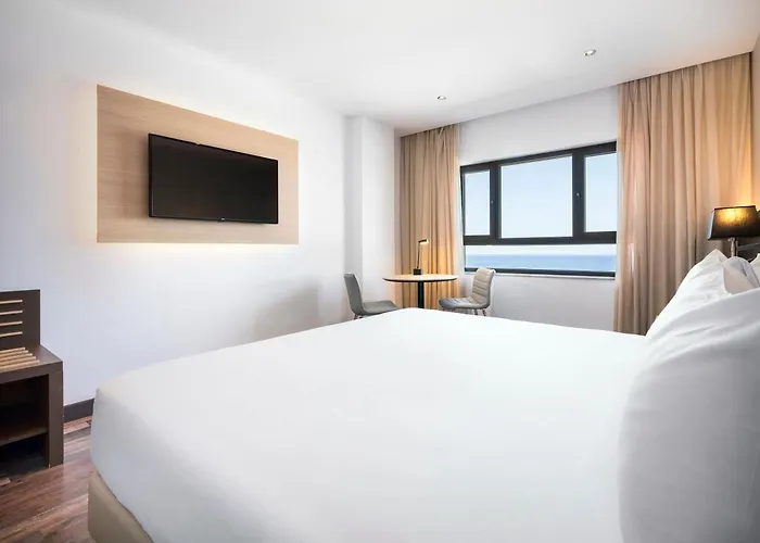 Hotel Cadiz Paseo Del Mar, Affiliated By Melia