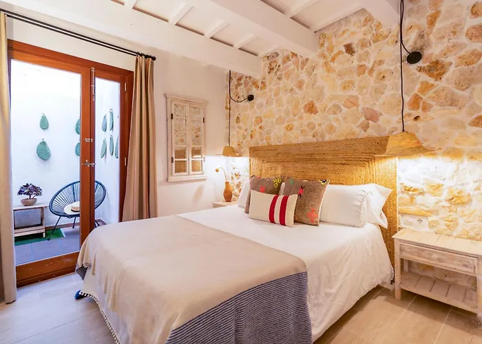 Calma Hotel