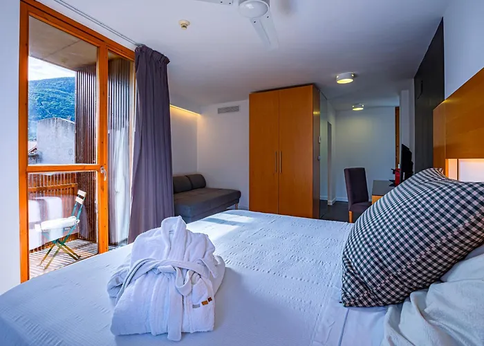 Tierra De Biescas Hotel