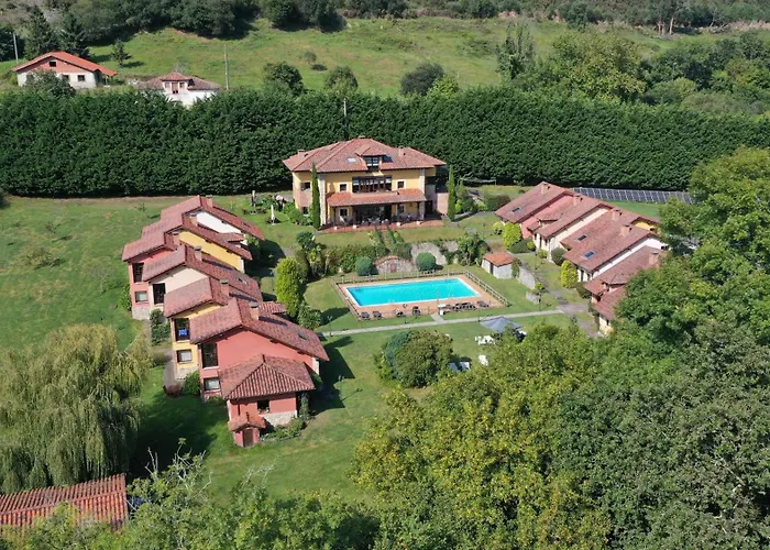 Hotel Rural La Lluriga