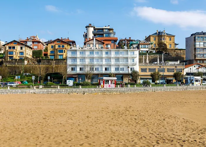 Petit Palace Tamarises Getxo