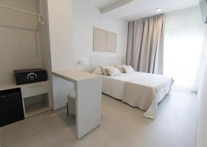 Hotel Roca Plana