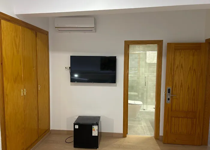 Hostal - Restaurante Playa Azul