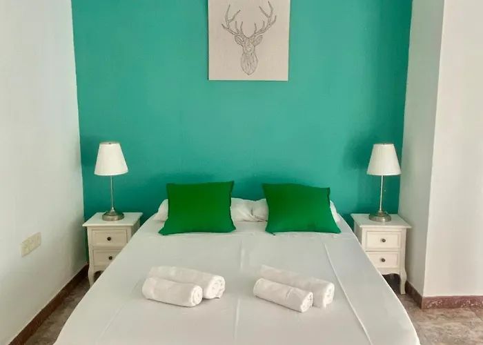 Fira Guest House