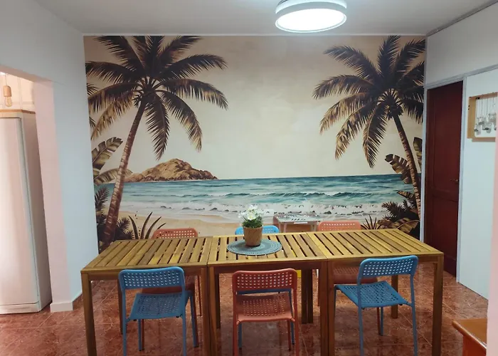 Hostel Banana Surf House