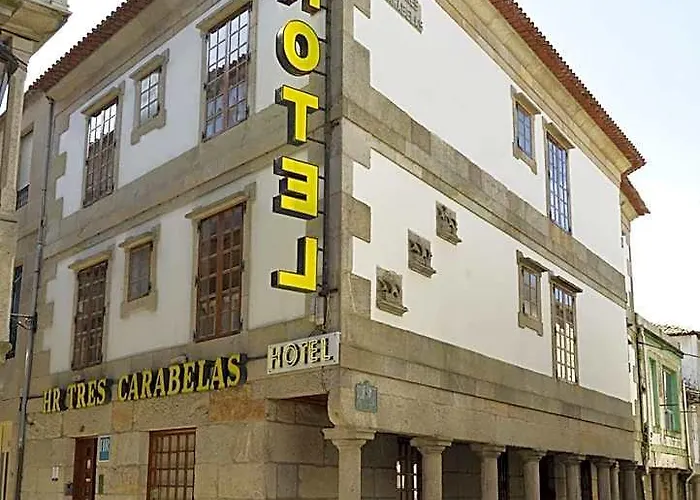 Hotel Tres Carabelas