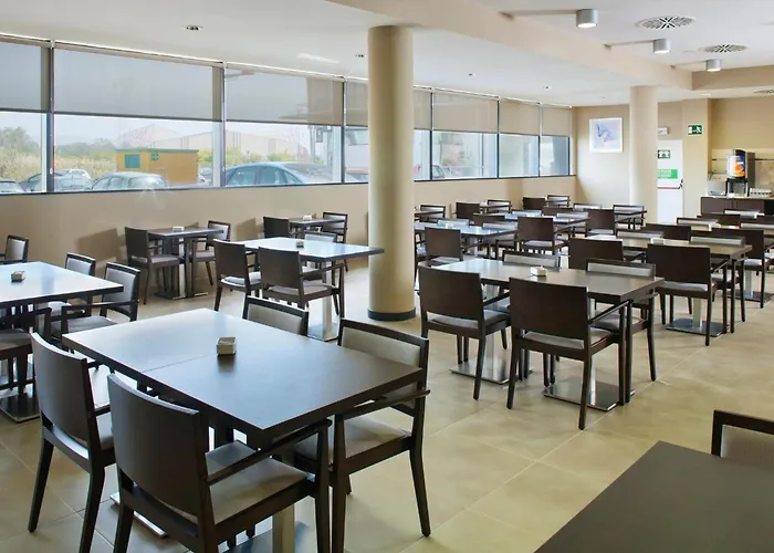Holiday Inn Express Campo de Gibraltar-Barrios, an IHG Hotel