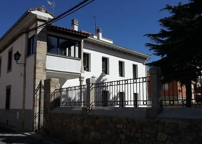 Hotel Casa del Cura Las Navas del Marqués