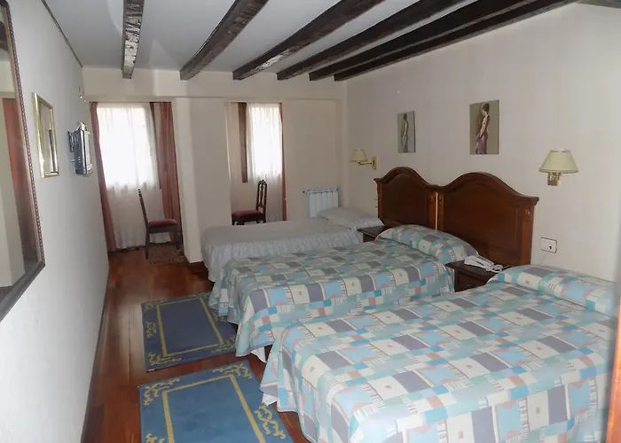 Hotel Itsasmin Ostatua Elanchove