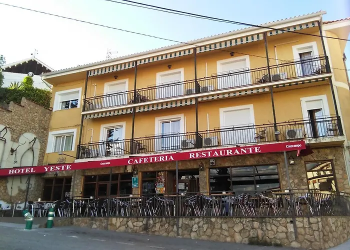 Hotel Yeste