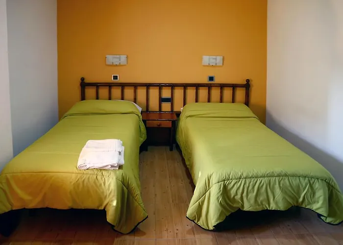 Hostal Muralla Plasencia