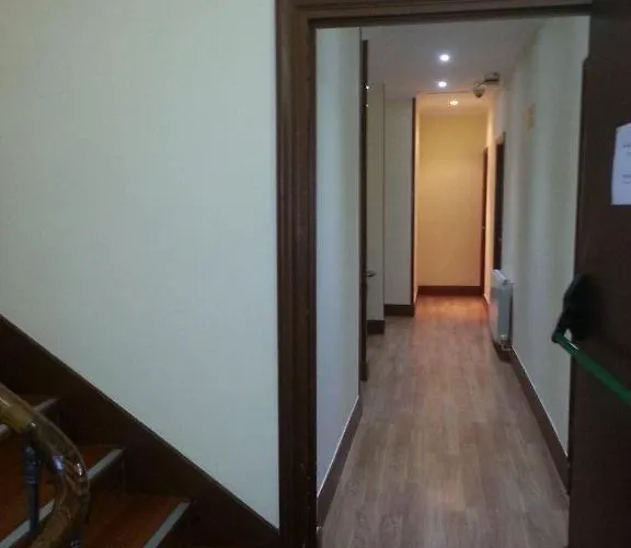 Hostal Ancla Dorada Vigo